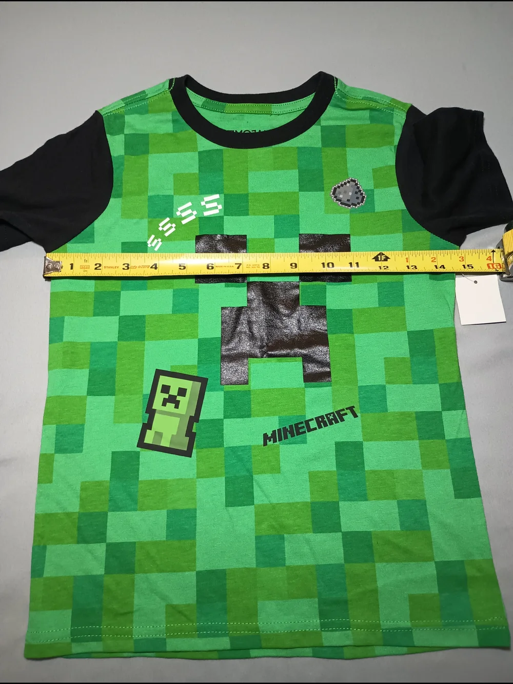 Mojang Boys' Minecraft Shirt